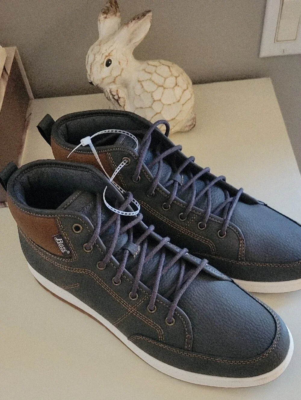 Men's Bass NwoT Casual High-Top Sneakers in Grey-Brown